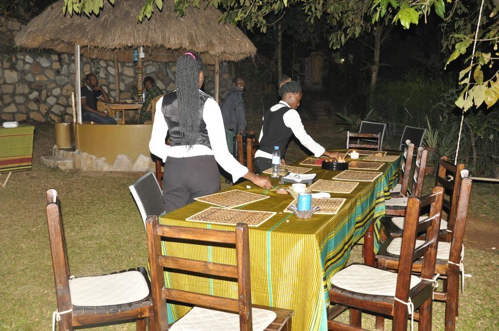 Nyore Hillside Retreat Mbarara Bagian luar foto
